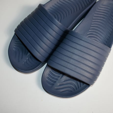 MADE IN THE USA SHOWER SANDAL