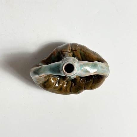 VINTAGE CERAMIC FLOWER VASE
