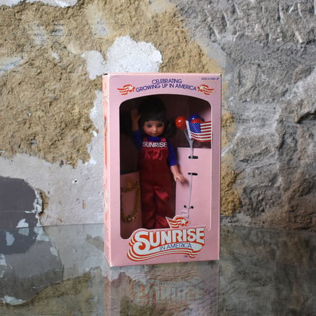 82'S "SUNRISE IN AMERICA" DOLL