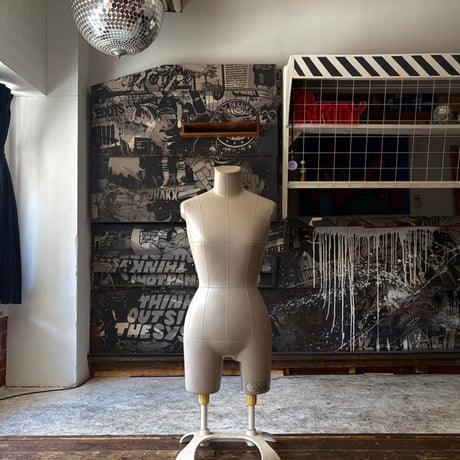 JAPAN USED FEMALE TORSO
