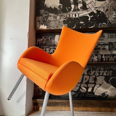USED STEEL LEG FABRIC SEAT CHAIR