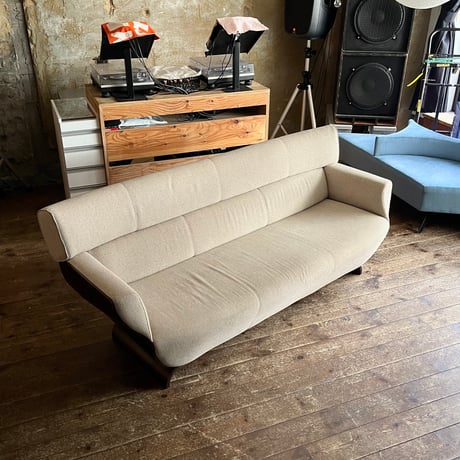 JAPAN USED “FUJI FURNITURE / TAPIO” WALNUT FRAME FABRIC 3P SOFA
