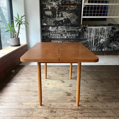 USED WOODEN DINING TABLE