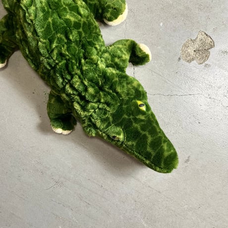 USED “WISHPETS” STUFFED CROCODILE