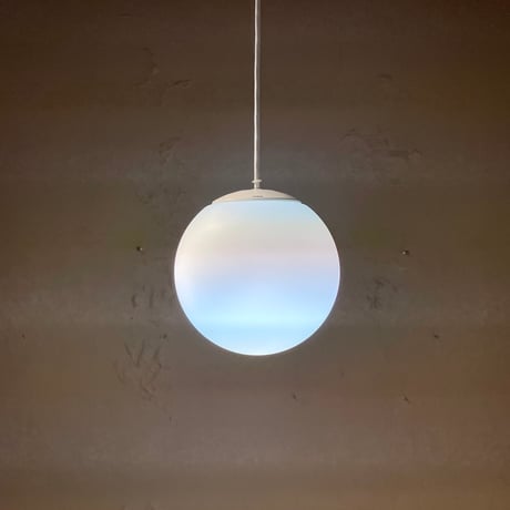 JAPAN USED PLASTICS GLOBE PENDANT LAMP