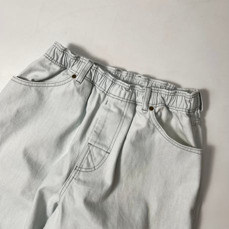 COMFORTABLE REASON "Surface Dyed Denim”