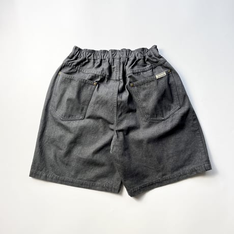 COMFORTABLE REASON "Color Denim Shorts"