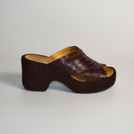 LADIES USED "GAZITH" LEATHER HUARACHE SANDAL