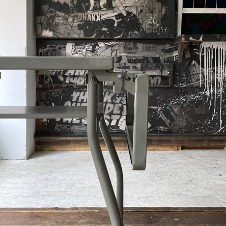 USED "YANAGIYA" BUTTERFLY CARRY DESK