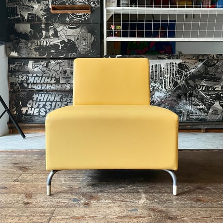 USED IRON LEG VINYL LEATHER 1P SOFA