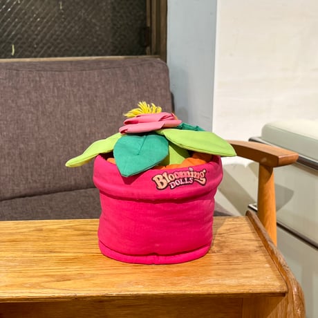 USED 80’S “BLOOMING DOLLS” FLOWER PUPPET
