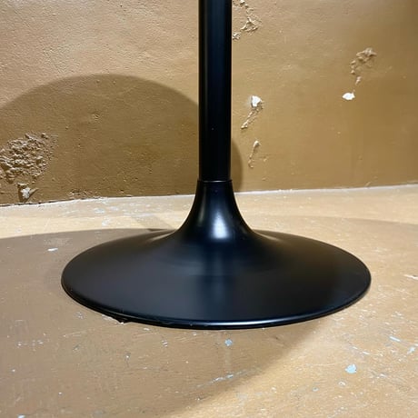 USED STEEL LEG MELAMINE TOP BOARD SIDE TABLE