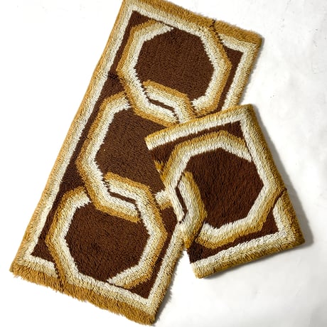 VINTAGE SHAGGY RUG
