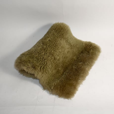USED MOUTON RUG