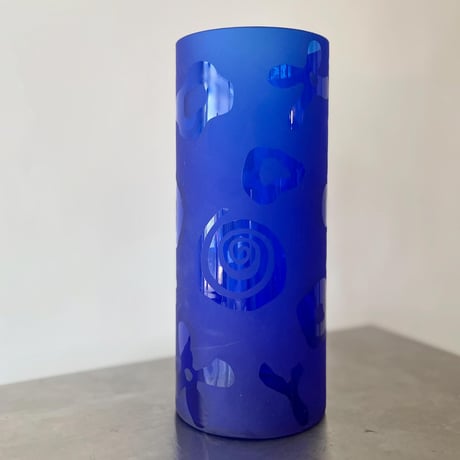 USED ABSTRACT PATTERN GLASS VASE