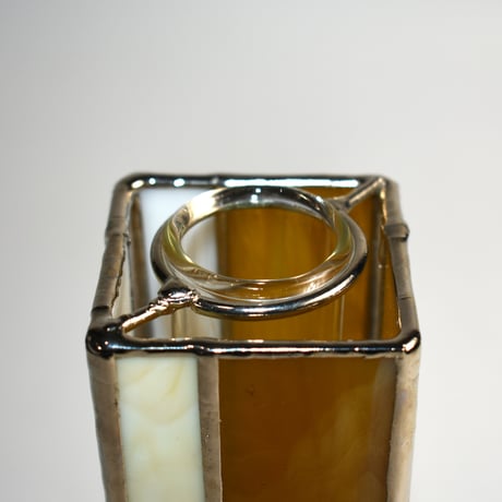USED RESIN  FLOWER VASE