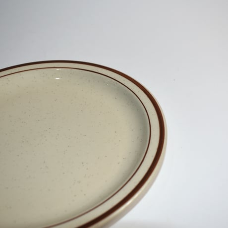 NEW "LIBBEY / DESERT SAND" PLATE