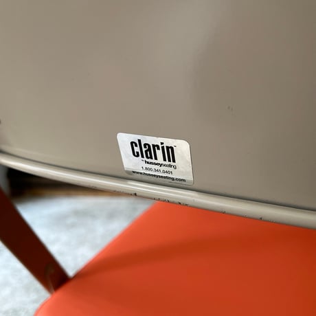 USED “CLARIN” STEEL FRAME VINYL LEATHER FOLDING CHAIR