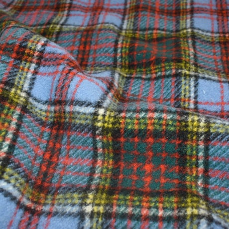 USED "KILLARNEY" PLAID WOOL BLANKET