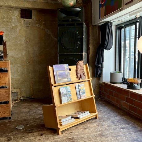 JAPAN USED “ACTUS / EHON” WOODEN MAGAZINE RACK