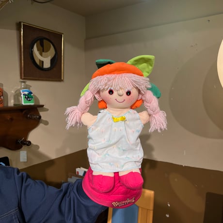 USED 80’S “BLOOMING DOLLS” FLOWER PUPPET