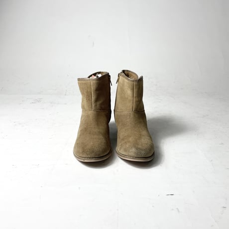 USED "SKECHERS" SUEDE SIDE ZIP BOOTS