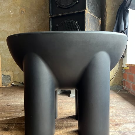 USED ELEPHANT LEG CHAIR