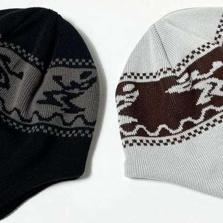 COMFORTABLE REASON "Dub Eﬀect Ear Flap"