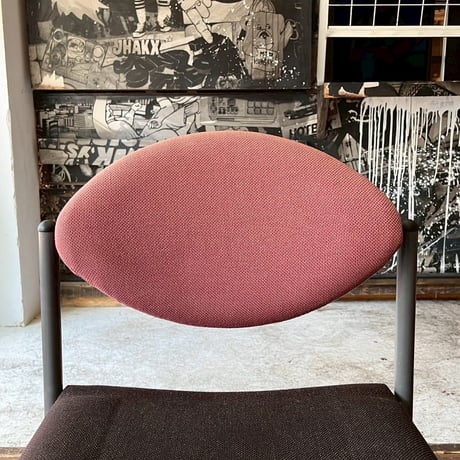 JAPAN USED “KOKUYO” STEEL LEG FABRIC STACKING CHAIR