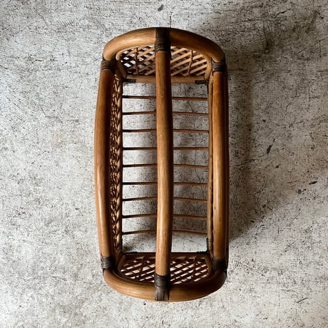 USED BAMBOO & RATTAN MAGAZINE RACK