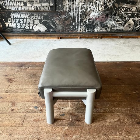 JAPAN USED "KARIMOKU NEW STANDARD" CASTER SOFA OTTOMAN