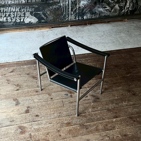 VINTAGE 50-60S “LC1 / SLING CHAIR” BY LE CORBUSIER