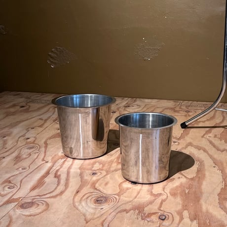 USED STAINLESS STAND FLOWER POT