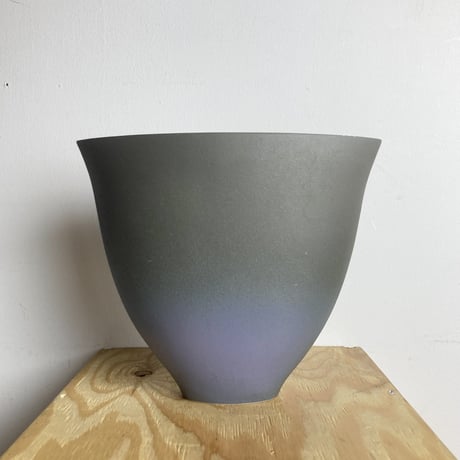 CERAMIC FLOWER VASE