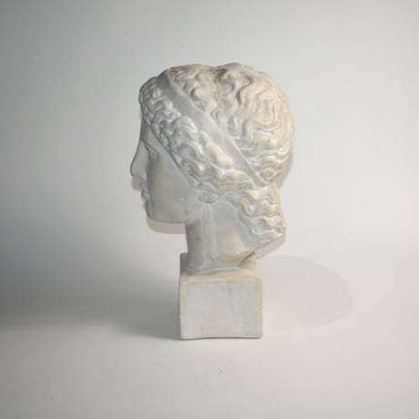 USED PLASTER STATUE
