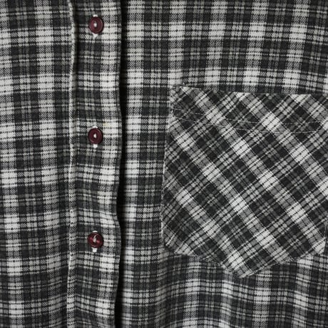 LADIES USED UNKNOWN HOODED PALID SHIRT