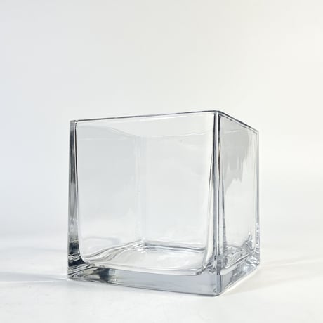USED GLASS SQUARE POT