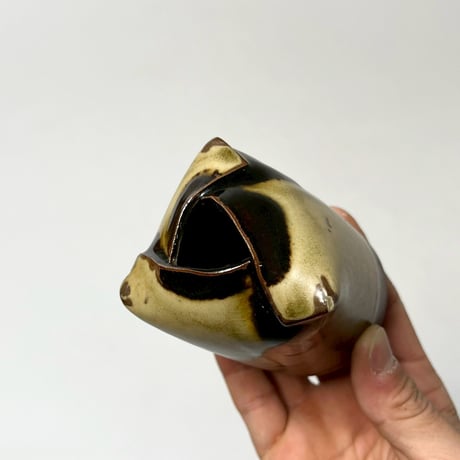 USED CERAMIC FLOWER VASE