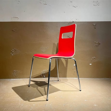 USED STEEL LEG PLYWOOD SEAT CHAIR