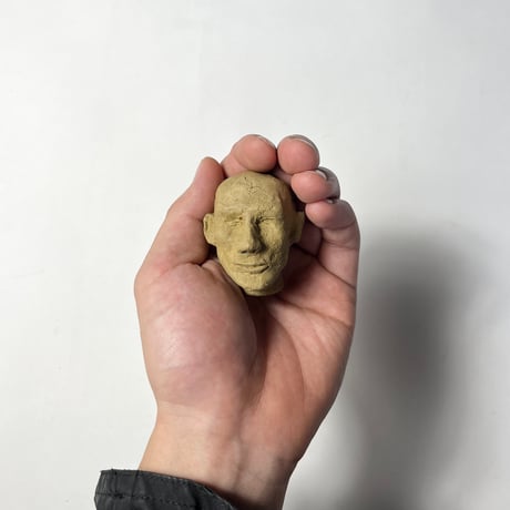 USED HANDMADE CLAY BUST OBJECT