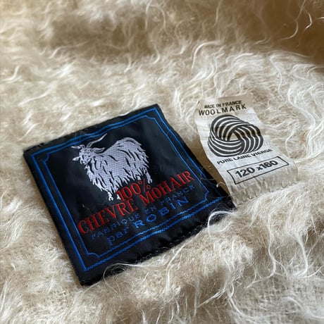 VINTAGE “PAR ROBIN” MOHAIR BLANKET