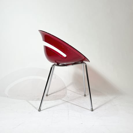 USED IRON LEG ACRYLIC CHAIR