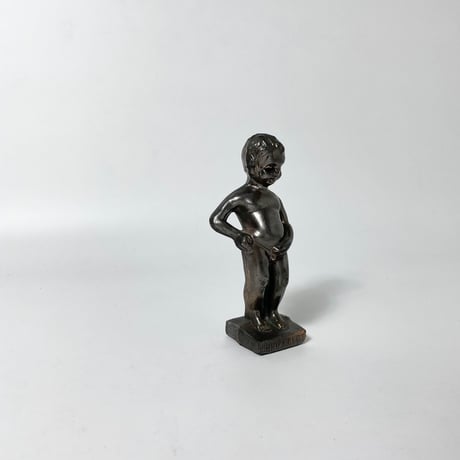USED MANNEKEN PIS STATUE