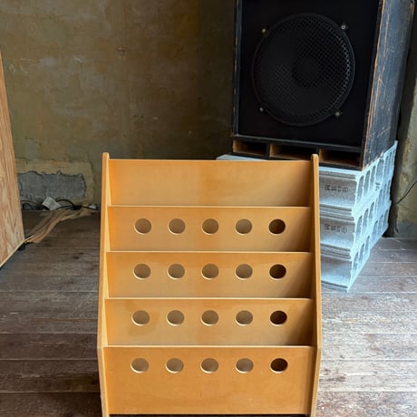 USED WOODEN MAGAZINE RACK