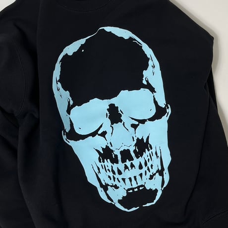 REPORT “反骨精神 CREW NECK”