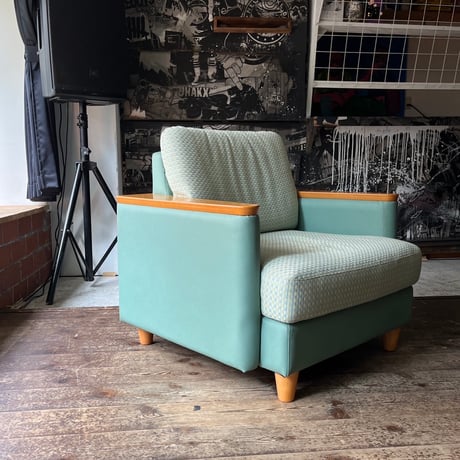 USED WOODEN ARM FABRIC & LEATHER 1P SOFA