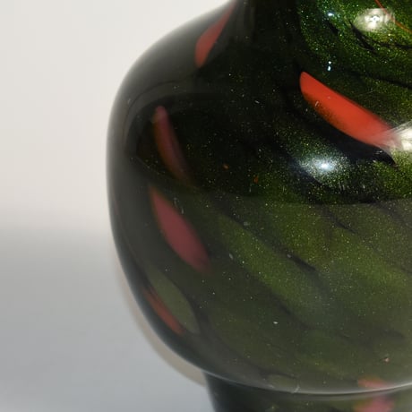 USED GLASS FLOWER VASE