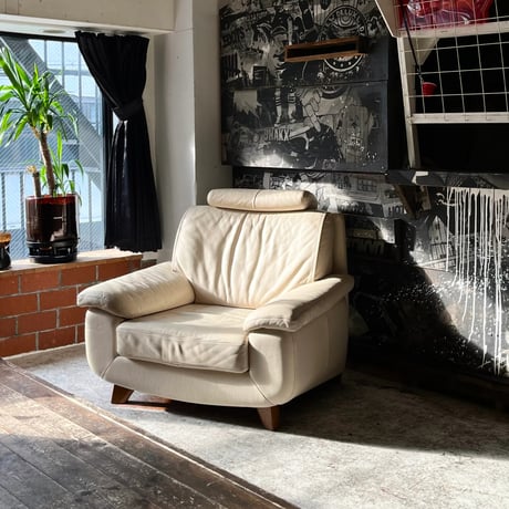 JAPAN USED “KARIMOKU / DOMANI” GENIUS LEATHER 1P SOFA