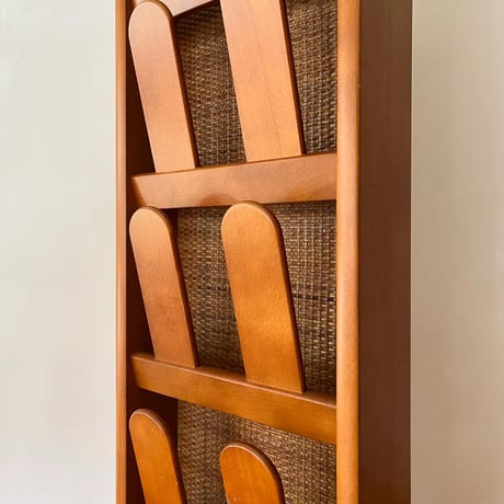 JAPAN USED "KARIMOKU" WOODEN SCUFF RACK