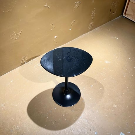 USED STEEL LEG MELAMINE TOP BOARD SIDE TABLE